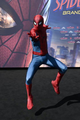 Spider-Man Cosplayer beim Fan Event zum Kinofilm Spider-Man: Brand New Day im UCI Luxe East Side Gallery auf dem Uber Platz. Berlin, 22.06.2026