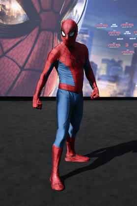 Spider-Man Cosplayer beim Fan Event zum Kinofilm Spider-Man: Brand New Day im UCI Luxe East Side Gallery auf dem Uber Platz. Berlin, 22.06.2026
