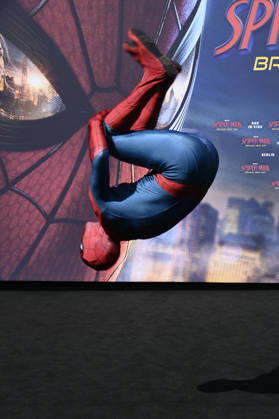 Spider-Man Cosplayer beim Fan Event zum Kinofilm Spider-Man: Brand New Day im UCI Luxe East Side Gallery auf dem Uber Platz. Berlin, 22.06.2026