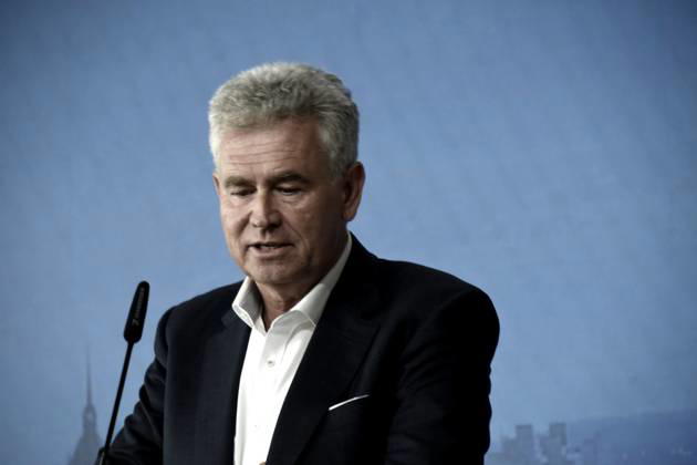 Dr.Stephan J. Lang, Fachanwalt fuer Erbrecht und Praesident der Initiative Werterhalt & Weitergabe e. VInitiative Weiterhalt und Weitergabe Muenchen 22.06.2026 Literaturhaus Die Initiative Werterhalt und Weitergabe e.V. Feierlichen Verleihung des sechsten Bayerischen Jugendpreises Der diesjaehrige Wettbewerb stand unter dem Motto Gesunde Kinder auf einer gesunden Erde. Schuelerinnen und Schueler aus ganz Bayern waren aufgerufen, Foto Muenchen