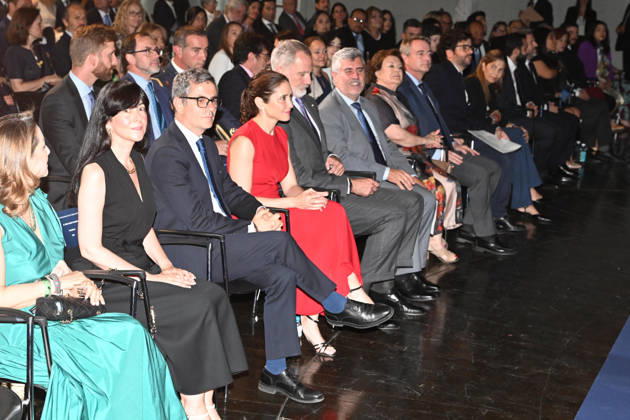 King Felipe IV Presents the 43rd Annual King of Spain International Journalism Awards 2026 Félix Bolanos, Isabel Díaz Ayuso, and King Felipe VI during the awards ceremony for the 2026 King of Spain International Journalism Awards, on June 22, 2026, in Madrid, Spain. These awards are organized by the EFE News Agency and the Spanish Agency for International Development Cooperation (AECID), and since 1983 have recognized journalistic excellence in Ibero-American countries, as well as in those nations with which Spain maintains historical, KING PHILIP VI KING OF SPAIN INTERNATIONAL JOURNALISM AWARDS EFE NEWS AGENCY SPANISH AGENCY FOR INTERNATIONAL DEVELOPMENT COOPERATION José Madrid Madrid, Spain,detected_source_language Copyright: xJosà xOlivax 7615696