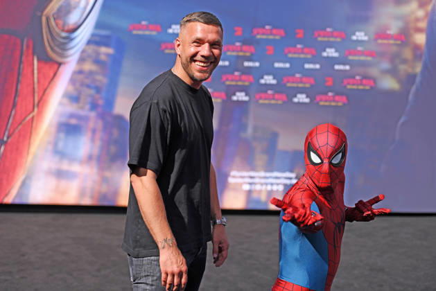 Lukas Podolski beim Fan-Event zu SPIDER-MAN: BRAND NEW DAY am Uber Platz in Berlin am 22.06.2026