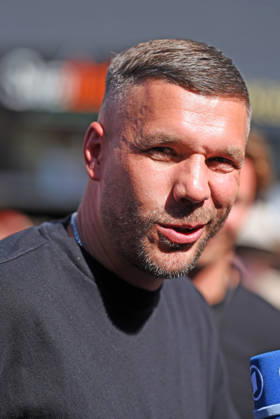 Lukas Podolski beim Fan-Event zu SPIDER-MAN: BRAND NEW DAY am Uber Platz in Berlin am 22.06.2026