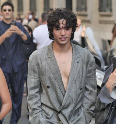 IPA85951739 - Milan, Milan Men s Fashion Week: Spring Summer 2026 2027 - Men s Fashion, Spring Summer 2026 — Armani fashion show; pictured: Conan Gray  Copyright: xLucaxPontix xLucaPonti IpaAgencyx 85951739