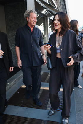 IPA85954266 - Milan, Milan Fashion Week Menswear Spring Summer 2027 - Men s Fashion, Spring Summer 2027 - Giorgio Armani Fashion Show - Guests arriving. Pictured: Paolo Sorrentino (Italian director and screenwriter), Asia Argento (Italian actress)  Copyright: xAlessandroxBremecx xx 85954266