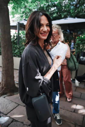 IPA85954269 - Milan, Milan Fashion Week Menswear Spring Summer 2027 - Men s Fashion, Spring Summer 2027 - Giorgio Armani Fashion Show - Guests arriving. Pictured: Asia Argento (Italian actress)  Copyright: xAlessandroxBremecx xx 85954269