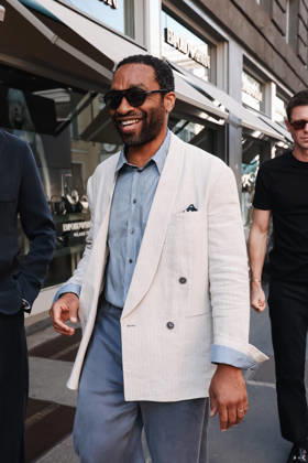 IPA85954279 - Milan, Milan Fashion Week Menswear Spring Summer 2027 - Men s Fashion, Spring Summer 2027 - Giorgio Armani Fashion Show - Guests arriving. Pictured: Chiwetel Ejiofor (British actor and star of the film *Backrooms*)  Copyright: xAlessandroxBremecx xx 85954279