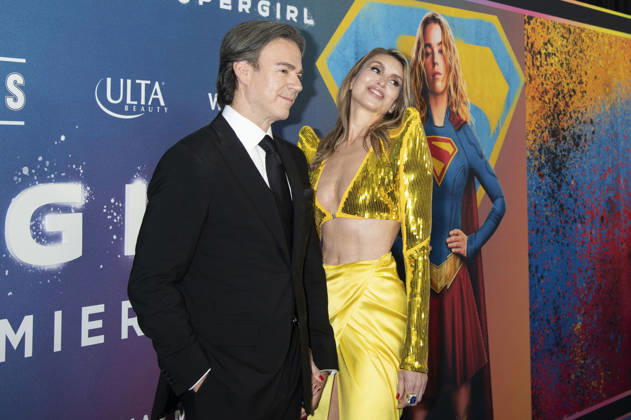 Peter Safran mit Ehefrau Natalia Safran bei der Weltpremiere des Kinofilms Supergirl an der Brooklyn Academy of Music. New York, 22.06.2026