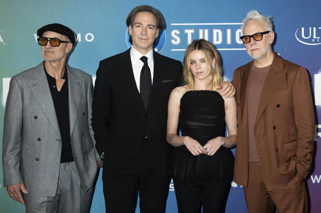 Craig Gillespie, Peter Safran, Milly Alcock und James Gunn bei der Weltpremiere des Kinofilms Supergirl an der Brooklyn Academy of Music. New York, 22.06.2026