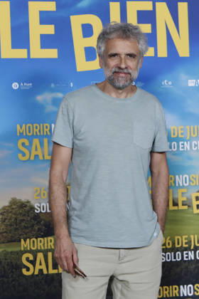 June 23, 2026, Madrid, Madrid, Spain: Spanish actor PAU DURA poses for the media during the photocall for the presentation of the movie Morir no siempre sale bien held at Leclab Madrid. Directed by Claudia Pinto the black comedy film tells the story of two families from different social backgrounds forced to interact after the kidnapping of a corpse. The cinematic project explores social differences through irony and empathy offering a critical portrait of modern society. Madrid Spain - ZUMAo127 20260623_zep_o127_025 Copyright: xHugoxOrtunox