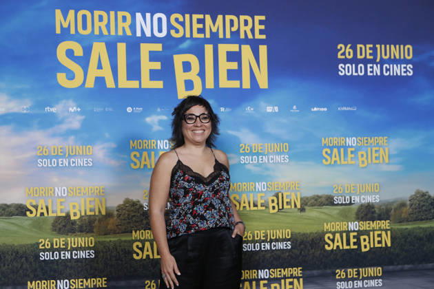 June 23, 2026, Madrid, Madrid, Spain: Director CLAUDIA PINTO poses for the media during the photocall for the presentation of her latest movie Morir no siempre sale bien held at Leclab Madrid. The black comedy film tells the story of two families from different social backgrounds forced to interact after the kidnapping of a corpse. The cinematic project explores social differences through irony and empathy offering a critical portrait of modern society. Madrid Spain  - ZUMAo127 20260623_zep_o127_073 Copyright: xHugoxOrtunox