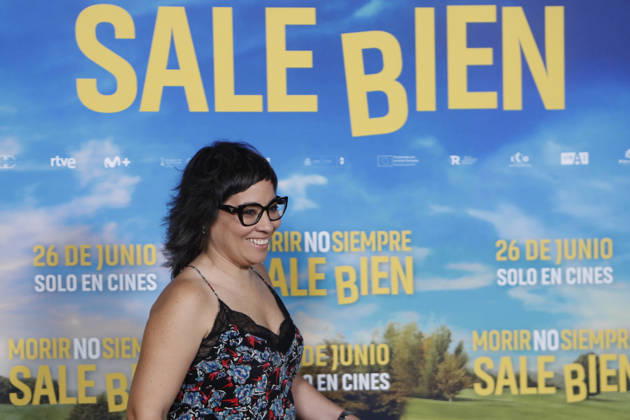 June 23, 2026, Madrid, Madrid, Spain: Director CLAUDIA PINTO poses for the media during the photocall for the presentation of her latest movie Morir no siempre sale bien held at Leclab Madrid. The black comedy film tells the story of two families from different social backgrounds forced to interact after the kidnapping of a corpse. The cinematic project explores social differences through irony and empathy offering a critical portrait of modern society. Madrid Spain - ZUMAo127 20260623_zep_o127_079 Copyright: xHugoxOrtunox