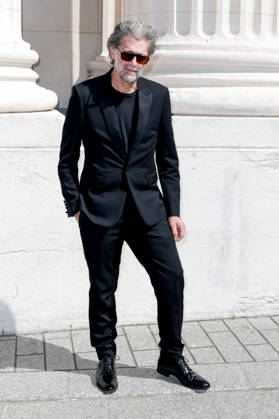 Chris Colls arrives at the Saint Laurent Ready-to-Wear Mens Spring Summer 2027 fashion show during Paris Fashion Week at the Bourse de Commerce Pinault Collection in Paris, France, on June 23, 2026. Olivier Borde Bestimage Celebrities await the Saint Laurent Men’s Spring Summer 2027 show as part of Paris Fashion Week on June 23, 2026, in Paris, France. Paris, France,detected_source_language  Copyright: xOLIVIERxBORDEx xBESTIMAGExOLIVIERxBORDEx xBESTIMAGEx