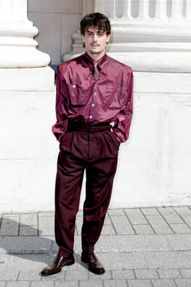 Julien De Saint Jean arrives at the Saint Laurent Ready-to-Wear Men’s Spring Summer 2027 fashion show during Paris Fashion Week at the Bourse de Commerce Pinault Collection in Paris, France, on June 23, 2026. Olivier Borde, Bestimage. Celebrities await the Saint Laurent Men’s Spring Summer 2027 show as part of Paris Fashion Week on June 23, 2026, in Paris, France. Paris, France,detected_source_language  Copyright: xOLIVIERxBORDEx xBESTIMAGExOLIVIERxBORDEx xBESTIMAGEx