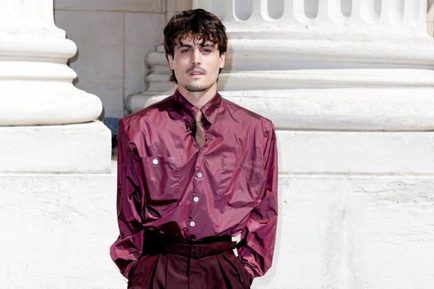 Julien De Saint Jean arrives at the Saint Laurent Ready-to-Wear Men’s Spring Summer 2027 fashion show during Paris Fashion Week at the Bourse de Commerce Pinault Collection in Paris, France, on June 23, 2026. Olivier Borde, Bestimage. Celebrities await the Saint Laurent Men’s Spring Summer 2027 show as part of Paris Fashion Week on June 23, 2026, in Paris, France. Paris, France,detected_source_language  Copyright: xOLIVIERxBORDEx xBESTIMAGExOLIVIERxBORDEx xBESTIMAGEx