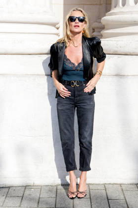 Kate Moss arrives at the second Saint Laurent Ready-to-Wear Men’s Spring Summer 2027 fashion show during Paris Fashion Week at the Bourse de Commerce Pinault Collection in Paris, France, on June 23, 2026. Olivier Borde, Bestimage. Celebrities await the Saint Laurent Men’s Spring Summer 2027 show as part of Paris Fashion Week on June 23, 2026, in Paris, France. Paris, France,detected_source_language  Copyright: xOLIVIERxBORDEx xBESTIMAGExOLIVIERxBORDEx xBESTIMAGEx