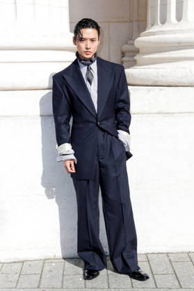 Kento Yamazaki at the end of the second Saint Laurent Ready-to-Wear Men’s Spring Summer 2027 fashion show during Paris Fashion Week at the Bourse de Commerce Pinault Collection in Paris, France, on June 23, 2026. Olivier Borde, Bestimage. Celebrities await the Saint Laurent Men’s Spring Summer 2027 show as part of Paris Fashion Week on June 23, 2026, in Paris, France. Paris, France,detected_source_language  Copyright: xOLIVIERxBORDEx xBESTIMAGExOLIVIERxBORDEx xBESTIMAGEx