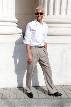 Fai Khadra at the end of the second Saint Laurent Ready-to-Wear Men’s Spring Summer 2027 fashion show during Paris Fashion Week at the Bourse de Commerce Pinault Collection in Paris, France, on June 23, 2026. Olivier Borde, Bestimage. Celebrities await the Saint Laurent Men’s Spring Summer 2027 show as part of Paris Fashion Week on June 23, 2026, in Paris, France. Paris, France,detected_source_language  Copyright: xOLIVIERxBORDEx xBESTIMAGExOLIVIERxBORDEx xBESTIMAGEx
