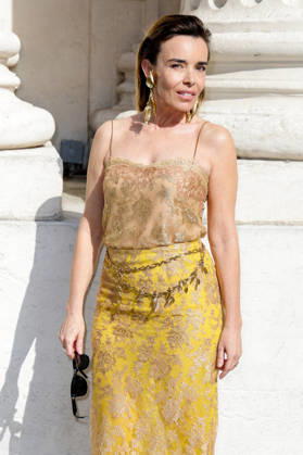 Elodie Bouchez at the end of the second Saint Laurent Ready-to-Wear Men’s Spring Summer 2027 fashion show during Paris Fashion Week at the Bourse de Commerce Pinault Collection in Paris, France, on June 23, 2026. Olivier Borde, Bestimage. Celebrities await the Saint Laurent Men’s Spring Summer 2027 show as part of Paris Fashion Week on June 23, 2026, in Paris, France. Paris, France,detected_source_language  Copyright: xOLIVIERxBORDEx xBESTIMAGExOLIVIERxBORDEx xBESTIMAGEx