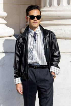 Rami Malek arrives at the second Saint Laurent Ready-to-Wear Men’s Spring Summer 2027 fashion show during Paris Fashion Week at the Bourse de Commerce Pinault Collection in Paris, France, on June 23, 2026. Olivier Borde Bestimage Celebrities await the Saint Laurent Men’s Spring Summer 2027 show as part of Paris Fashion Week on June 23, 2026, in Paris, France. Paris, France,detected_source_language  Copyright: xOLIVIERxBORDEx xBESTIMAGExOLIVIERxBORDEx xBESTIMAGEx