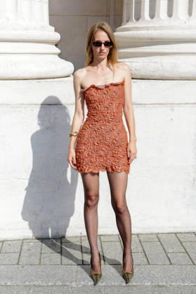 Petra Collins at the end of the second Saint Laurent Ready-to-Wear Mens Spring Summer 2027 fashion show during Paris Fashion Week at the Bourse de Commerce Pinault Collection in Paris, France, on June 23, 2026. Olivier Borde Bestimage Celebrities await the Saint Laurent Men’s Spring Summer 2027 show as part of Paris Fashion Week on June 23, 2026, in Paris, France. Paris, France,detected_source_language  Copyright: xOLIVIERxBORDEx xBESTIMAGExOLIVIERxBORDEx xBESTIMAGEx