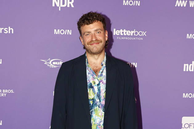 Enrique Fiss beim Moin Mittsommer Event der Filmfoerderung von Hamburg und Schleswig-Holstein am 23.06.2026 in Hamburg Enrique Fiss attends the Moin Mittsommer event at Kampnagel on June 23, 2026 in Hamburg, Germany Moin Mittsommer Event in Hamburg
