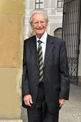 Wilfried Klaus beim 25. Friedenspreis des Deutschen Films - Die Bruecke im Cuvillies Theater am 23.06.2026 in Muenchen Wilfried Klaus attends the 25th German Film Peace Prize Die Bruecke at the CuvilliÃ s Theatre on June 23, 2026 in in Munich, Germany Die Bruecke Friedenspreis in Muenchen