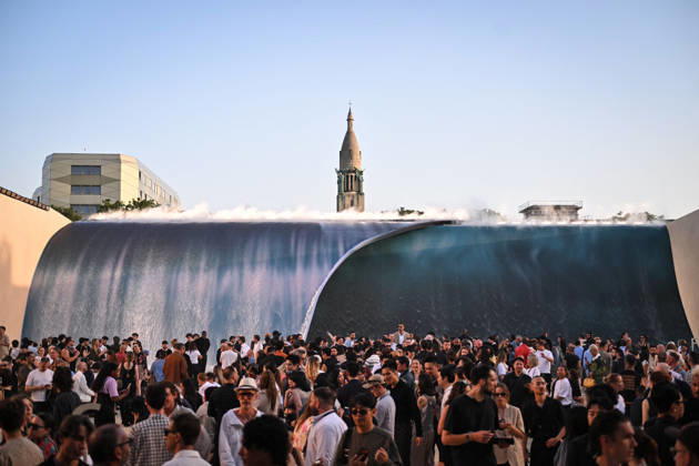 PFW - Louis Vuitton Runway in Paris FA Attendees arrive for the Spring Summer 2027 collection by US designer Pharrell Williams for Louis Vuitton during the Paris Fashion Week, on June 23, 2026. Photo by Firas Abdullah ABACAPRESS.COM Paris Ile-de-France France  Copyright: xAbdullahxFiras ABACAx