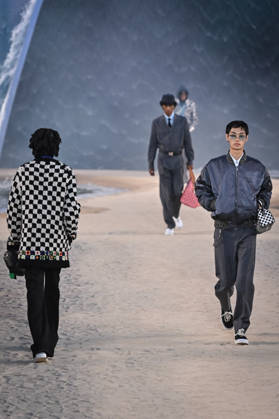 PFW - Louis Vuitton Runway in Paris FA A model walks the runway the Spring Summer 2027 collection by US designer Pharrell Williams for Louis Vuitton during the Paris Fashion Week, on June 23, 2026. Photo by Firas Abdullah ABACAPRESS.COM Paris Ile-de-France France  Copyright: xAbdullahxFiras ABACAx