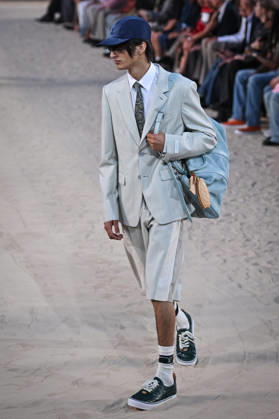 PFW - Louis Vuitton Runway in Paris FA A model walks the runway the Spring Summer 2027 collection by US designer Pharrell Williams for Louis Vuitton during the Paris Fashion Week, on June 23, 2026. Photo by Firas Abdullah ABACAPRESS.COM Paris Ile-de-France France  Copyright: xAbdullahxFiras ABACAx