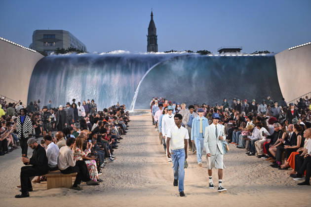 PFW - Louis Vuitton Runway in Paris FA A model walks the runway the Spring Summer 2027 collection by US designer Pharrell Williams for Louis Vuitton during the Paris Fashion Week, on June 23, 2026. Photo by Firas Abdullah ABACAPRESS.COM Paris Ile-de-France France  Copyright: xAbdullahxFiras ABACAx