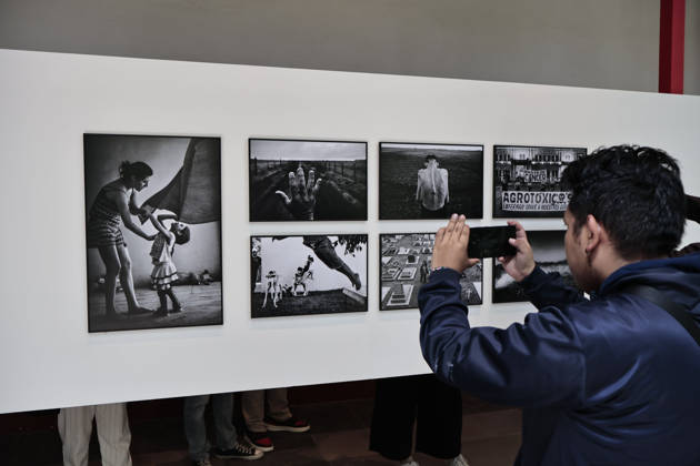June 23, 2026, Mexico City, State Of Mexico, Mexico: The Franz Mayer Museum is once again hosting the World Press Photo 2026 exhibition, showcasing 144 of the best photojournalistic and documentary photographs from around the world. Mexican photographer CESAR RODRIGUEZ, who won the Long-Term Projects category with his series Mexico, a Changing Climate, was present at the event. His series addresses climate change, specifically the water situation in different regions of the country. World Press Photo is celebrating its 70th anniversary, and to commemorate this milestone, the exhibition The Archive is also on display. This exhibition features photographs that have won this award and are considered the most representative of each era - ZUMAp204 20260623_zip_p204_019 Copyright: xJosuexPerezx