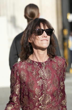 Charlotte Gainsbourg at the Saint Laurent Mens Spring Summer 2027 fashion show at the Bourse du Commerce in Paris on June 23, 2026. Anne Sophie Guebey, Bestimage. Celebrities at the Saint Laurent Mens Spring Summer 2027 fashion show at the Bourse du Commerce in Paris on June 23, 2026, Paris, France,detected_source_language  Copyright: xAnne-SophiexGuebeyx xBestimagexAnne-SophiexGuebeyx xBestimagex