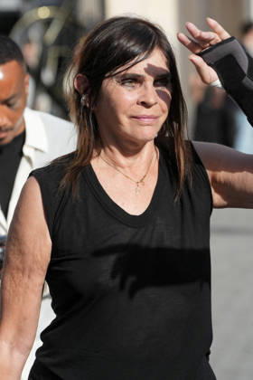 Carine Roitfeld at the Saint Laurent Mens Spring Summer 2027 fashion show at the Bourse du Commerce in Paris on June 23, 2026. Anne Sophie Guebey, Bestimage. Celebrities at the Saint Laurent Mens Spring Summer 2027 fashion show at the Bourse du Commerce in Paris on June 23, 2026, Paris, France,detected_source_language  Copyright: xAnne-SophiexGuebeyx xBestimagexAnne-SophiexGuebeyx xBestimagex