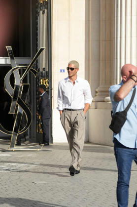 Fai Khadra at the Saint Laurent Mens Spring Summer 2027 fashion show at the Bourse du Commerce in Paris on June 23, 2026. Anne Sophie Guebey, Bestimage. Celebrities at the Saint Laurent Mens Spring Summer 2027 fashion show at the Bourse du Commerce in Paris on June 23, 2026, Paris, France,detected_source_language  Copyright: xAnne-SophiexGuebeyx xBestimagexAnne-SophiexGuebeyx xBestimagex