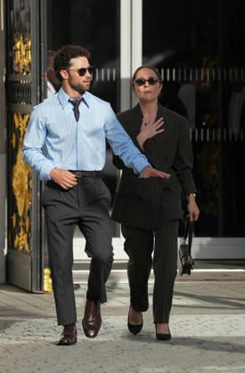 Robbie Graham Kuntz at the Saint Laurent Mens Spring Summer 2027 fashion show at the Bourse du Commerce in Paris on June 23, 2026. Anne Sophie Guebey, Bestimage. Celebrities at the Saint Laurent Mens Spring Summer 2027 fashion show at the Bourse du Commerce in Paris on June 23, 2026, Paris, France,detected_source_language  Copyright: xAnne-SophiexGuebeyx xBestimagexAnne-SophiexGuebeyx xBestimagex