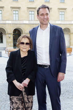 Elisabeth Endriss und Georg Eisenreich bei der Verleihung vom 25. Friedenspreis des Deutschen Films - Die Brücke 2026 im CuvilliÃ s-Theater. München, 23.06.2026