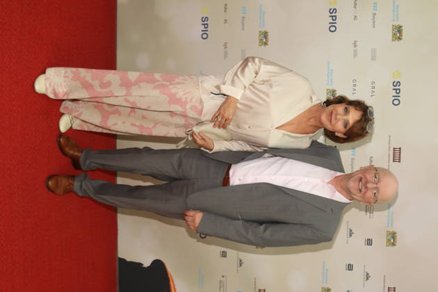 Janina Hartwig und Alexander Putz bei der 25. Verleihung des Friedenspreises des Deutschen Films Die Brücke im Cuvillies Theater. München, 23.06.2026 Copyright: xAgenturxMatthiasxWehnertx xM.xGränzdörferx