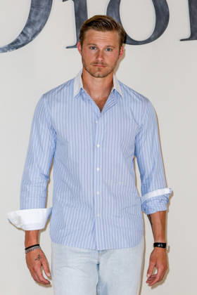 Alexander Ludwig at the photocall for the Dior Mens Spring Summer 2027 Ready-to-Wear show during Paris Fashion Week on June 24, 2026. Olivier Borde, Bestimage. Celebrities at the Dior Mens Spring Summer 2027 Ready-to-Wear show during Paris Fashion Week on June 24, 2026, Paris, France,detected_source_language  Copyright: xOLIVIERxBORDEx xBESTIMAGExOLIVIERxBORDEx xBESTIMAGEx