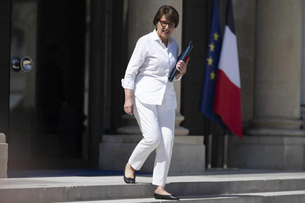 Weekly Cabinet Meeting - Paris French Agriculture Minister Annie Genevard leaves after the weekly cabinet meeting at the Elysee Palace in Paris on June 24, 2026.Photo by Eliot Blondet ABACAPRESS.COM Paris France France Copyright: xBlondetxEliot ABACAx