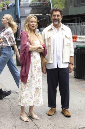Kate Hudson und Javier Bardem bei den Dreharbeitem zum Kinofilm Hello & Paris in Downtown Manhattan. New York, 23.06.2026