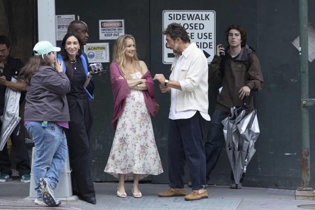 Kate Hudson und Javier Bardem bei den Dreharbeitem zum Kinofilm Hello & Paris in Downtown Manhattan. New York, 23.06.2026