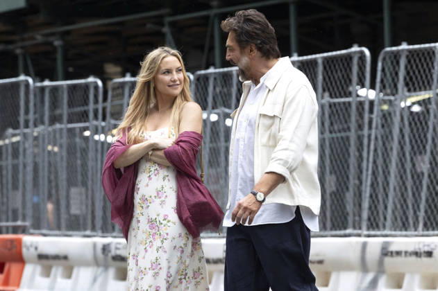 Kate Hudson und Javier Bardem bei den Dreharbeitem zum Kinofilm Hello & Paris in Downtown Manhattan. New York, 23.06.2026