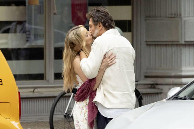 Kate Hudson und Javier Bardem bei den Dreharbeitem zum Kinofilm Hello & Paris in Downtown Manhattan. New York, 23.06.2026