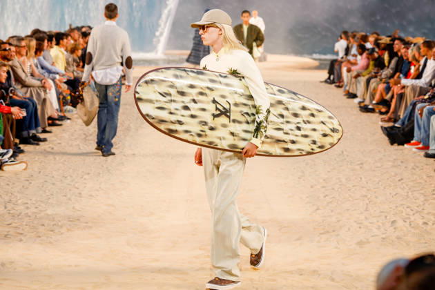Louis Vuitton Men s Ready-to-Wear Spring Summer 2027 Fashion Show during Paris Fashion Week at the Cité Internationale Universitaire de Paris, France, on June 23, 2026 Bestimage Runway during the Louis Vuitton Men’s Spring Summer 2027 fashion show as part of Paris Fashion Week on June 23, 2026 in Paris, France Paris, France  Copyright: xAgencex xBestimagexAgencex xBestimagex