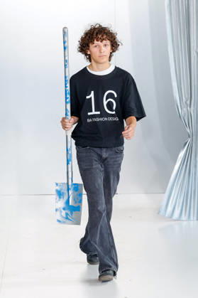 IFM Bachelor of Arts Ready-to-Wear Men’s Spring Summer 2027 Fashion Show during Paris Fashion Week at the Cité Internationale Universitaire de Paris, France, on June 23, 2026 Bestimage Runway during the IFM Bachelor of Arts Men’s Ready-to-Wear Spring Summer 2027 fashion show as part of Paris Fashion Week on June 23, 2026 in Paris, France Paris France  Copyright: xAgencex xBestimagexAgencex xBestimagex