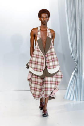 IFM Bachelor of Arts Ready-to-Wear Men’s Spring Summer 2027 Fashion Show during Paris Fashion Week at the Cité Internationale Universitaire de Paris, France, on June 23, 2026 Bestimage Runway during the IFM Bachelor of Arts Men’s Ready-to-Wear Spring Summer 2027 fashion show as part of Paris Fashion Week on June 23, 2026 in Paris, France Paris France  Copyright: xAgencex xBestimagexAgencex xBestimagex