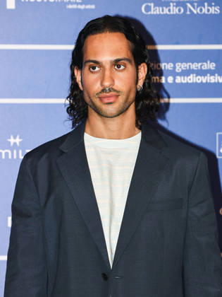 IPA86017917 - Rome, 2026 Nastri d Argento Awards. Red Carpet - Pictured: MAHMOOD  Copyright: xMarcoxProvvisionatox xLandi provvisionatox 86017917