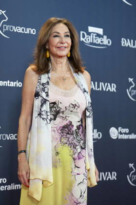 Beef Awards Red Carpet Ana Rosa Quintana attends the Beef Awards Red Carpet at Plaza de las Ventas in Madrid. June 24, 2026, Spain Madrid Spain Copyright: xAtilanoxGarciax xSOPAxImagesx photos24889