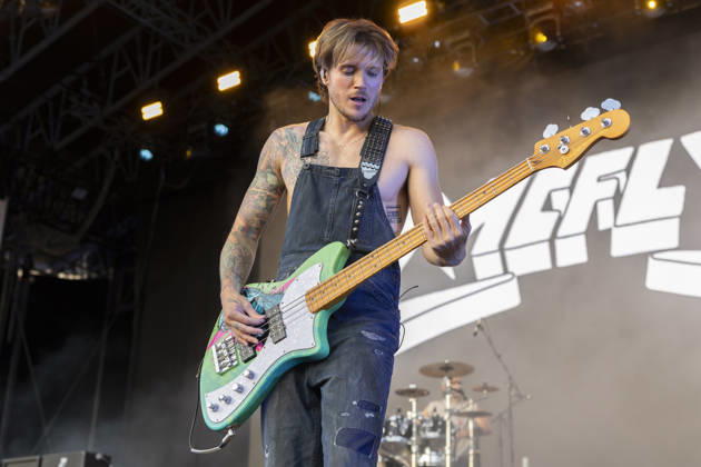 McFly perform at Halifax Piece Hall Dougie Poynter of McFly performs at Piece Hall, Halifax, 24th June 2026, Credit:Mike Gray MIKE GRAY - B4227 Avalon  Copyright: xMikexGrayx xMIKExGRAYx-xB4227x xAvalonx 1112281142